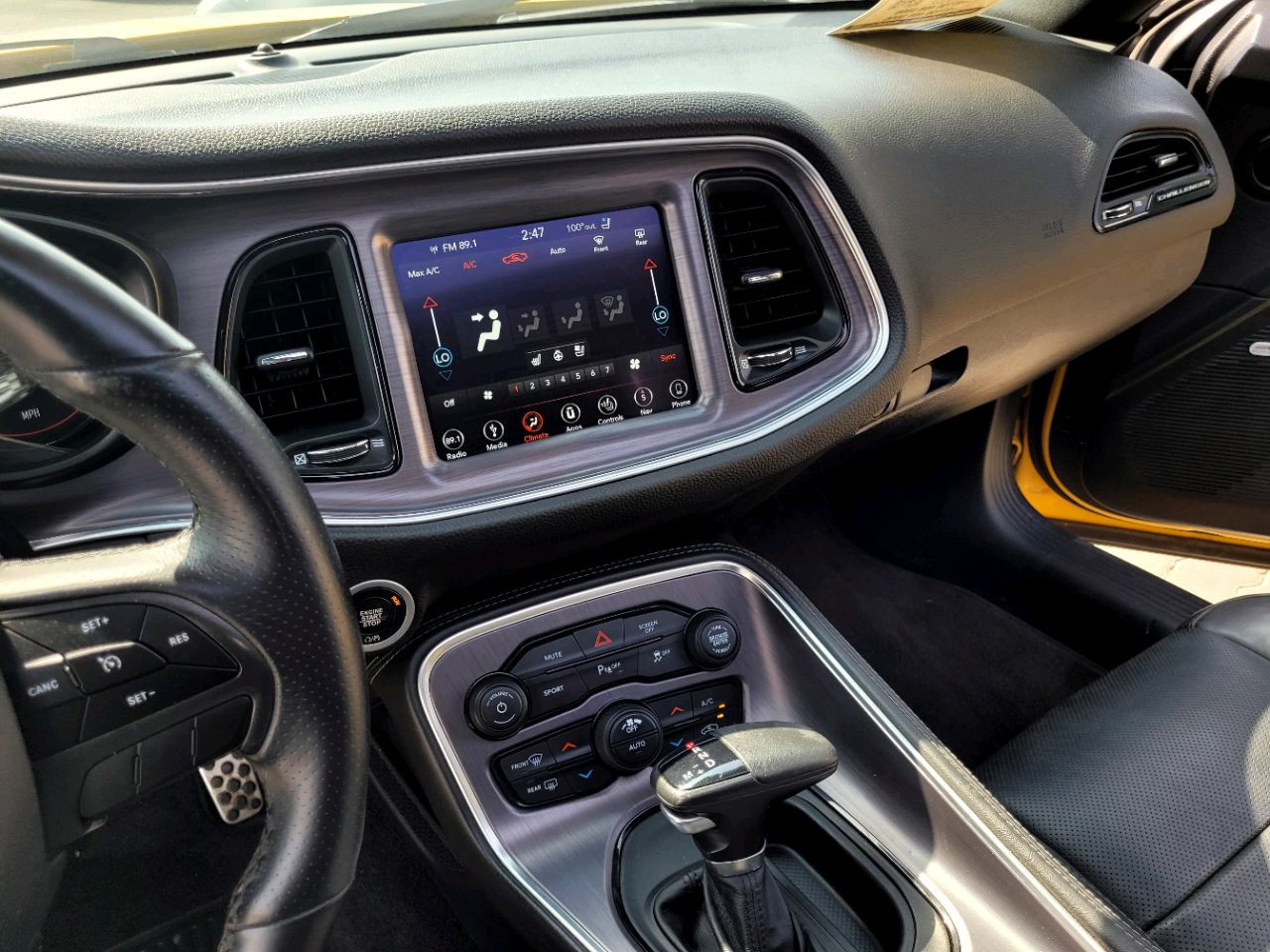 Dodge Challenger - Image 5