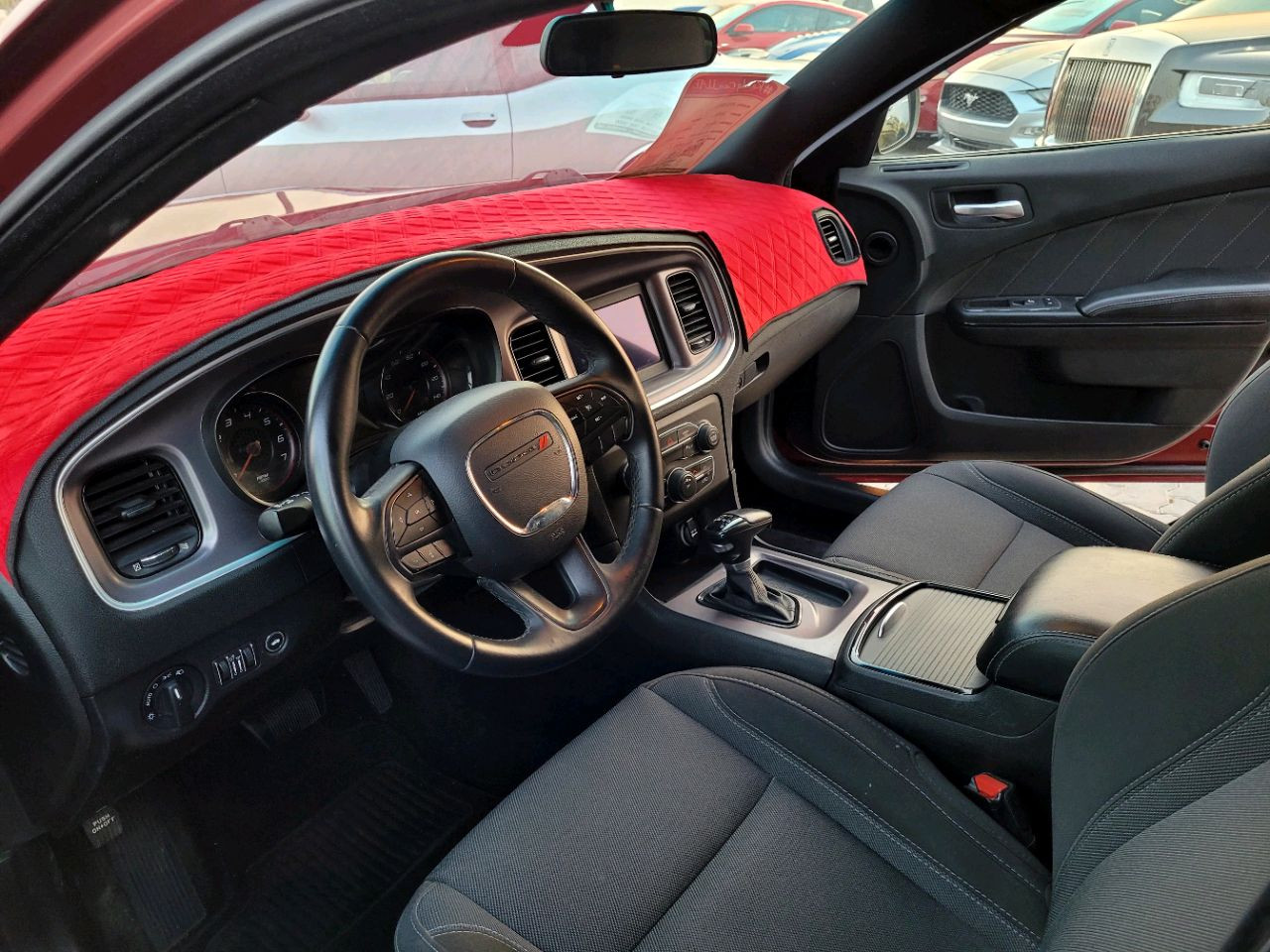 Dodge Charger - Image 7
