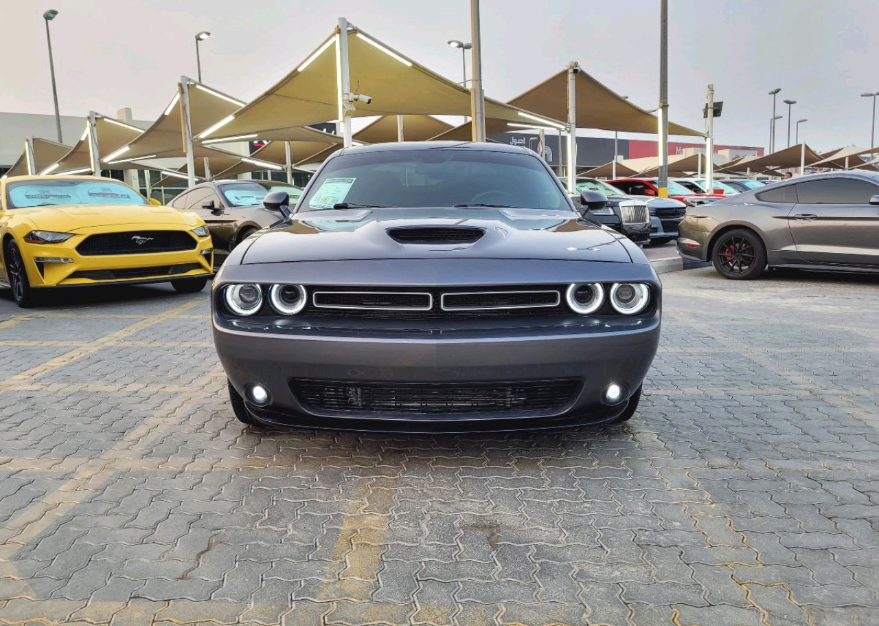 Dodge Challenger - Image 4