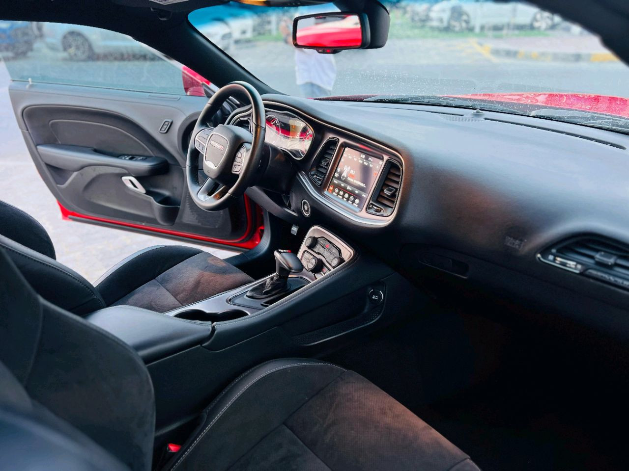 Dodge Challenger - Image 10