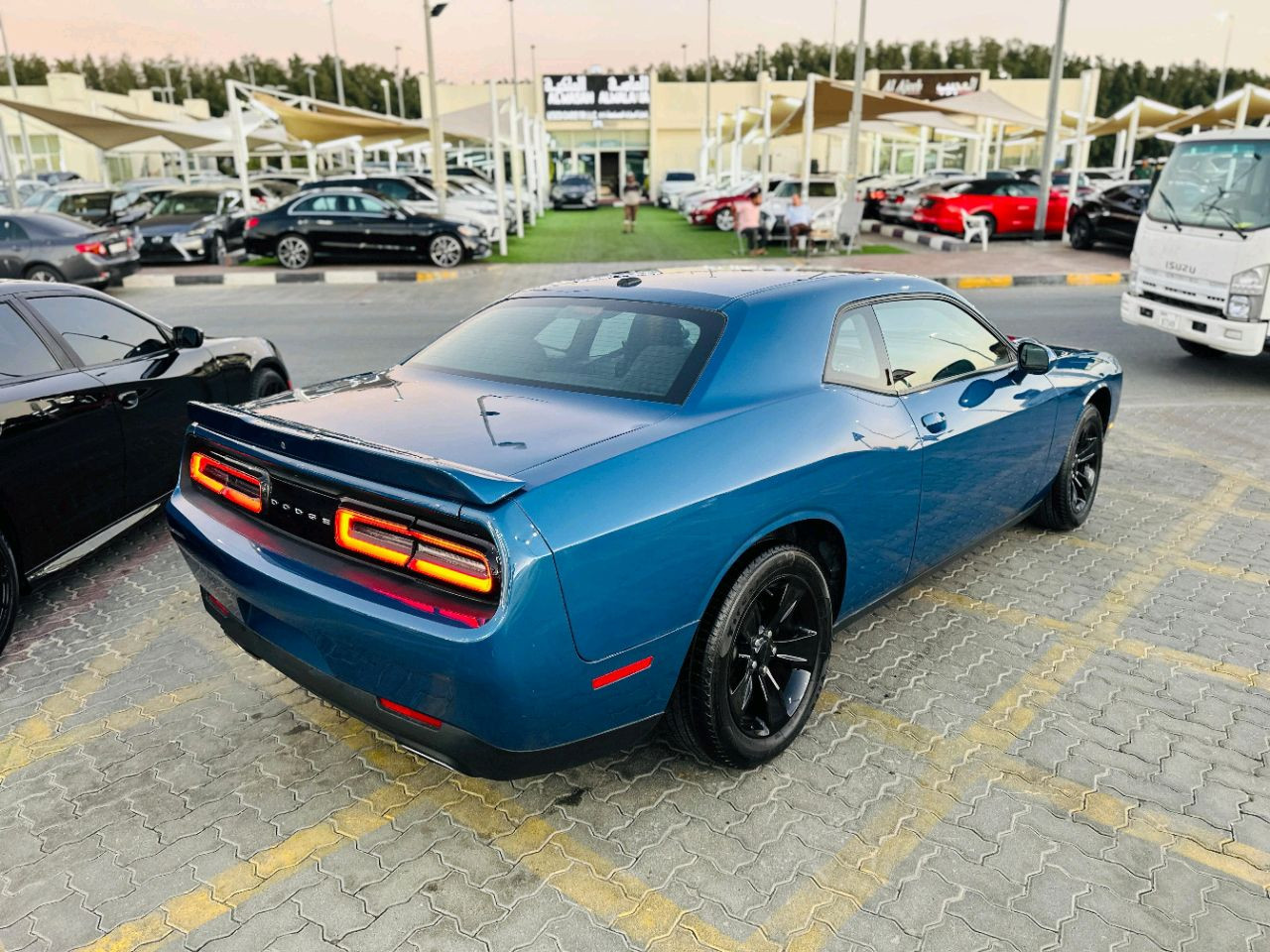 Dodge Challenger - Image 10