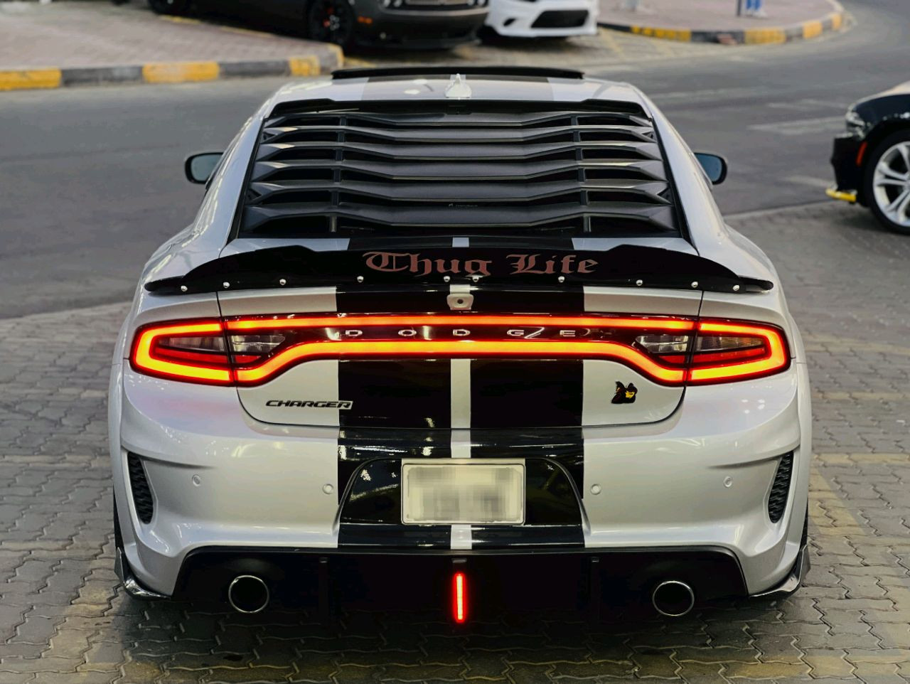 Dodge Charger - Image 5