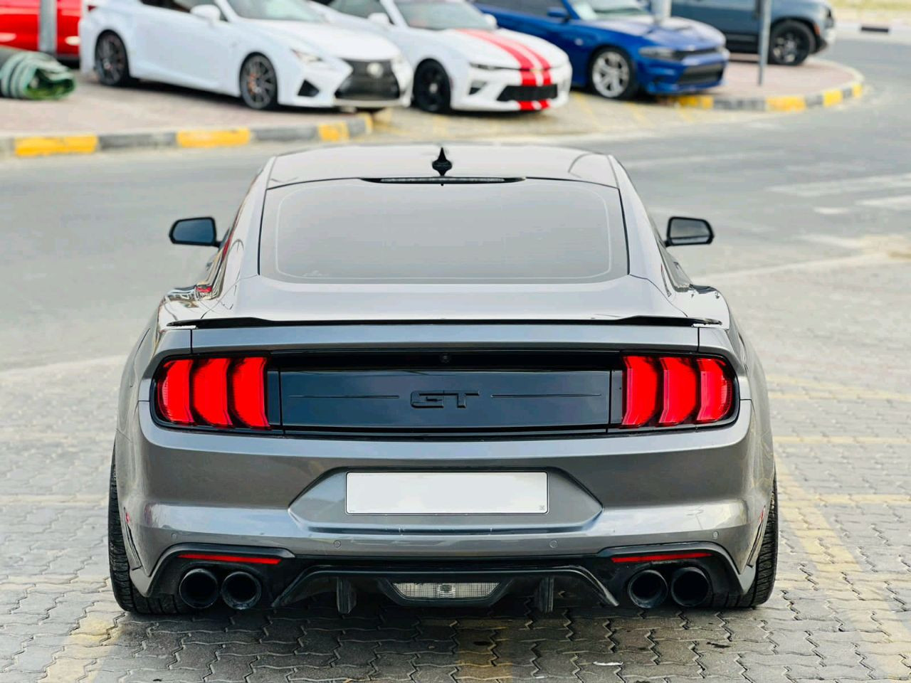 Ford Mustang - Image 7