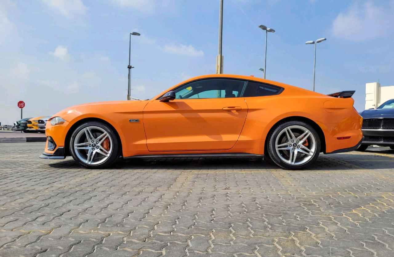 Ford Mustang - Image 7