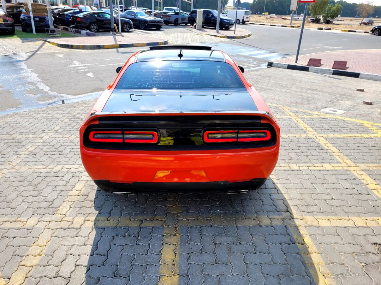 Dodge Challenger - Image 7