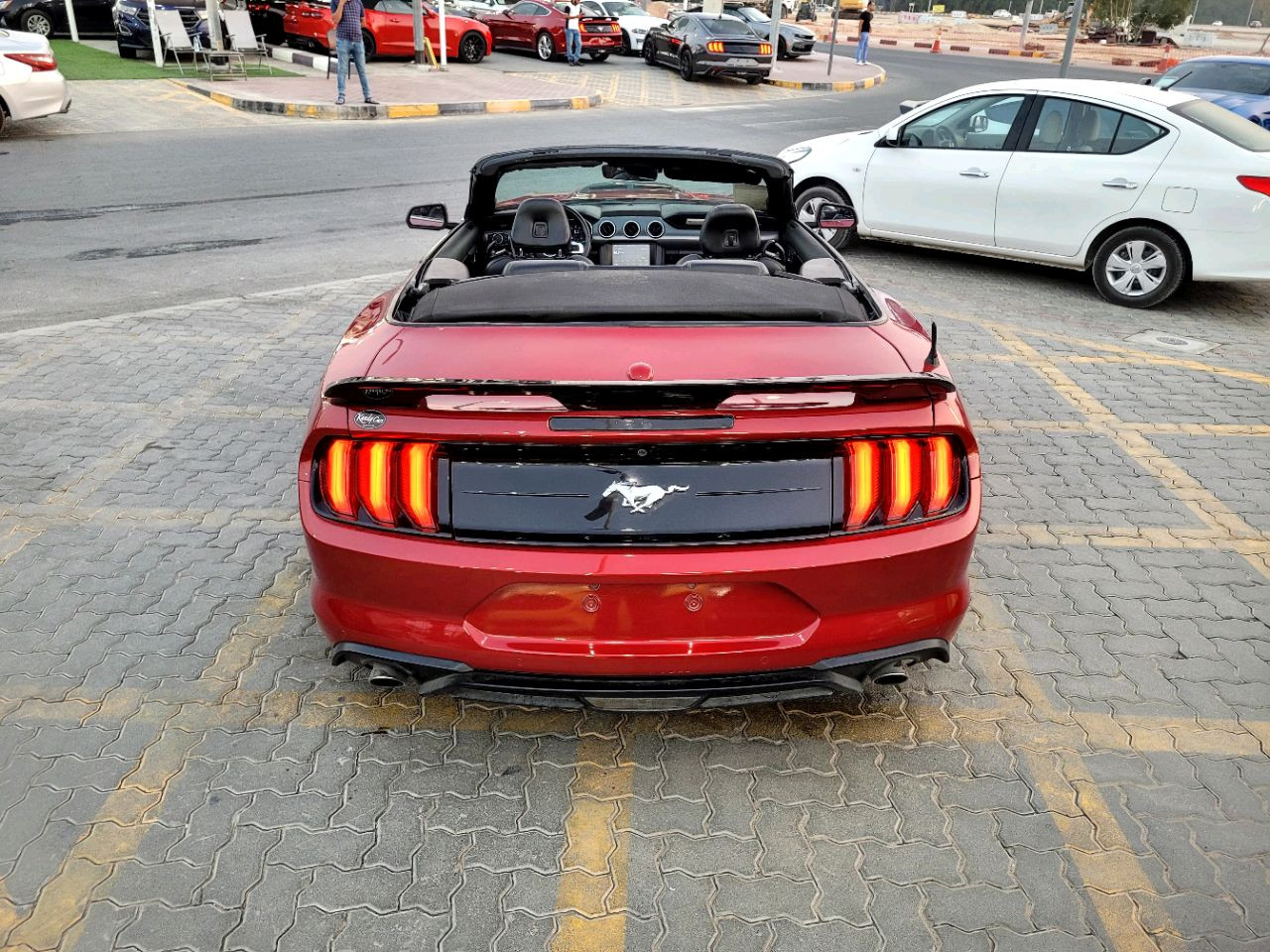 Ford Mustang - Image 9