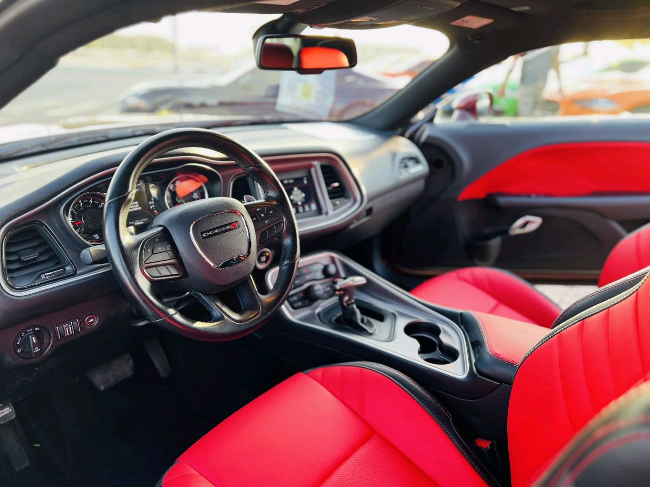 Dodge Challenger - Image 14