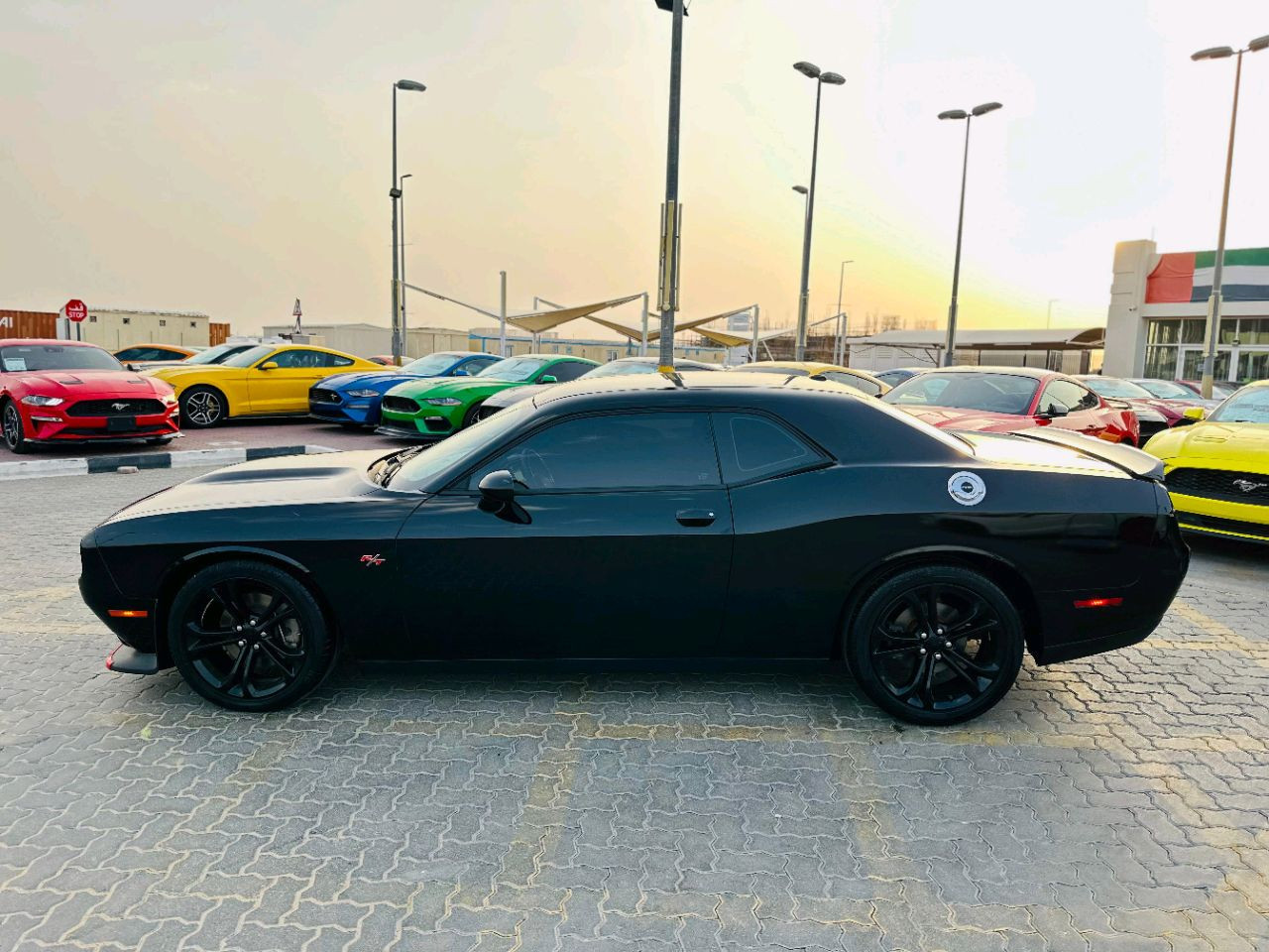 Dodge Challenger - Image 13