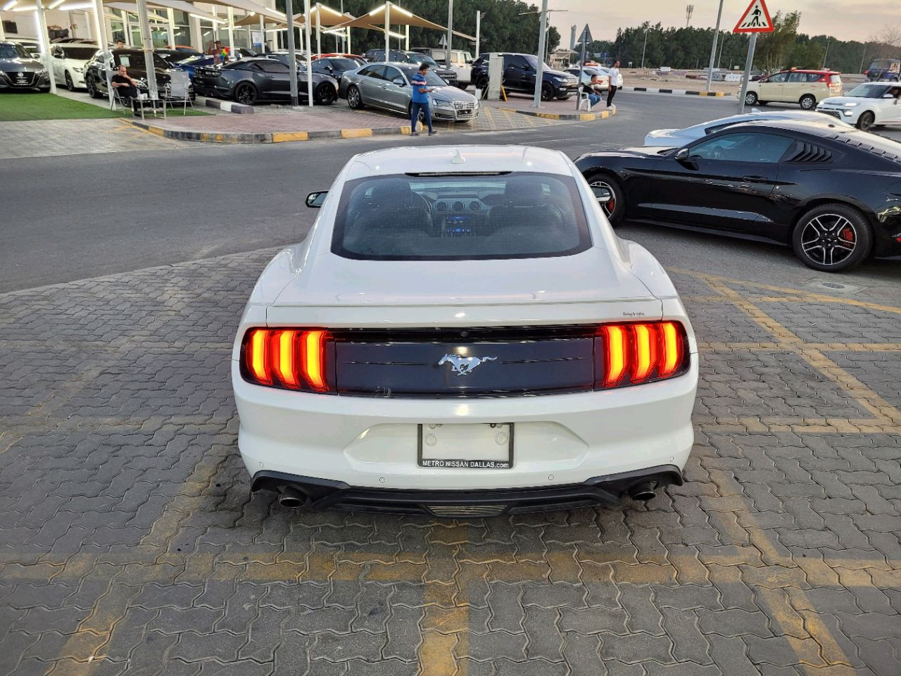 Ford Mustang - Image 7