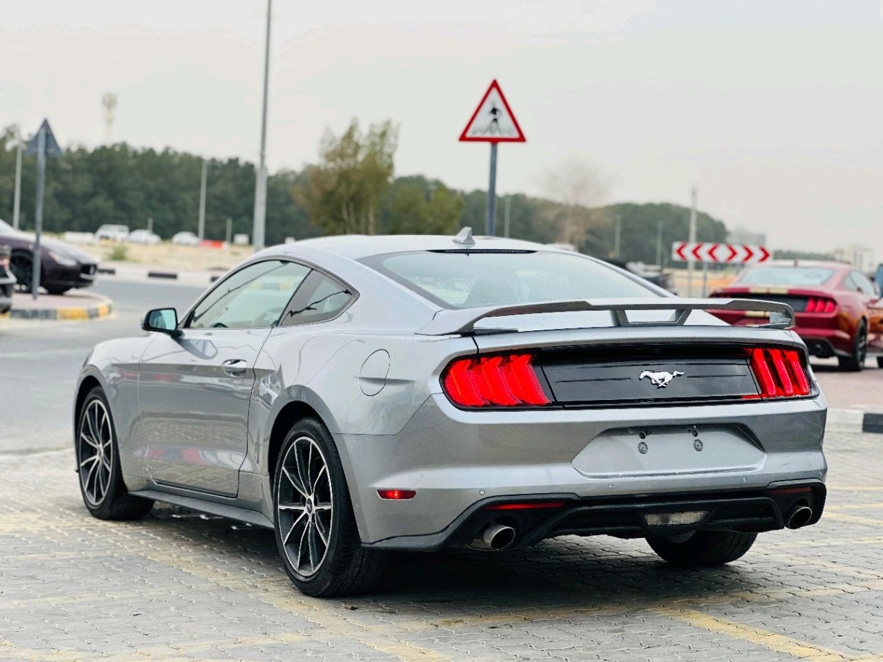 Ford Mustang - Image 2