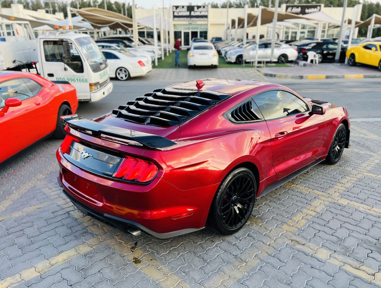 Ford Mustang - Image 6