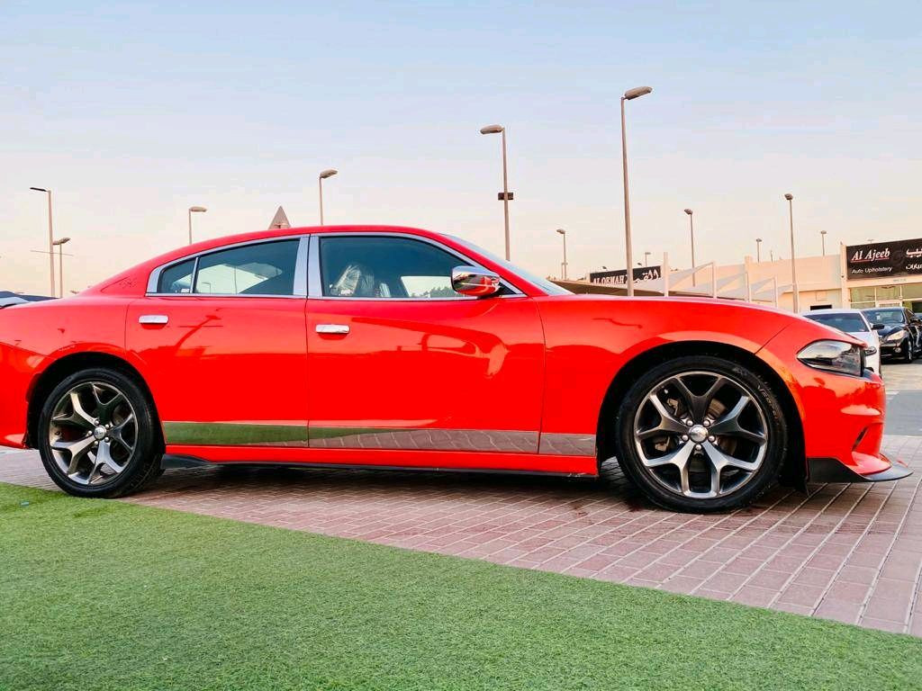 Dodge Charger - Image 5