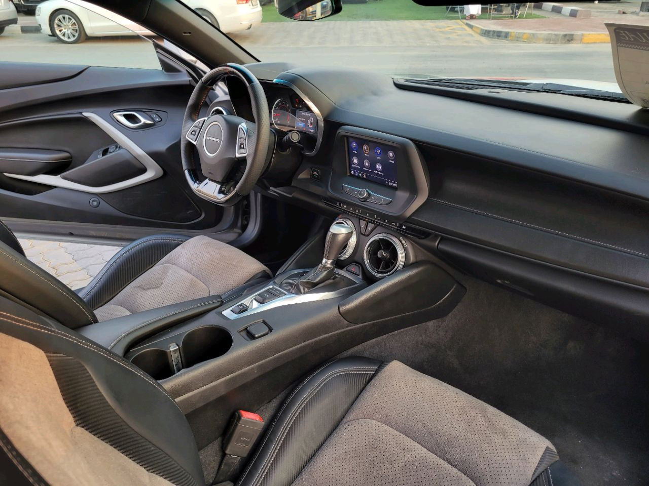 Chevrolet Camaro - Image 8