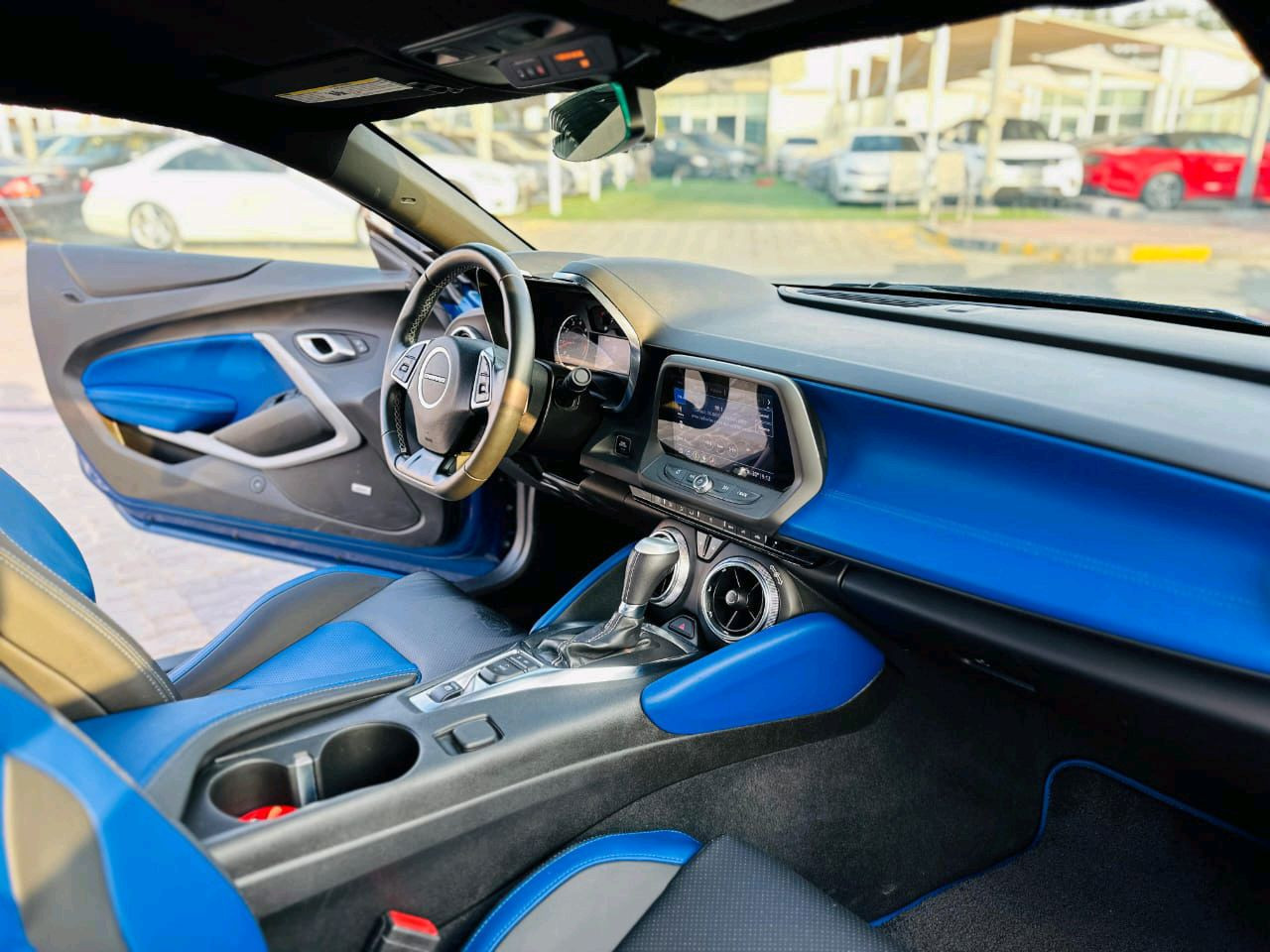 Chevrolet Camaro - Image 10