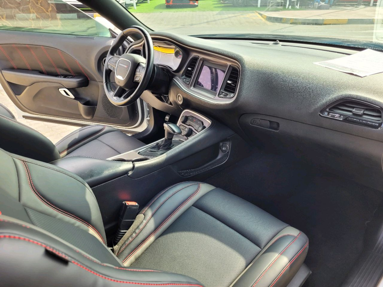 Dodge Challenger - Image 9