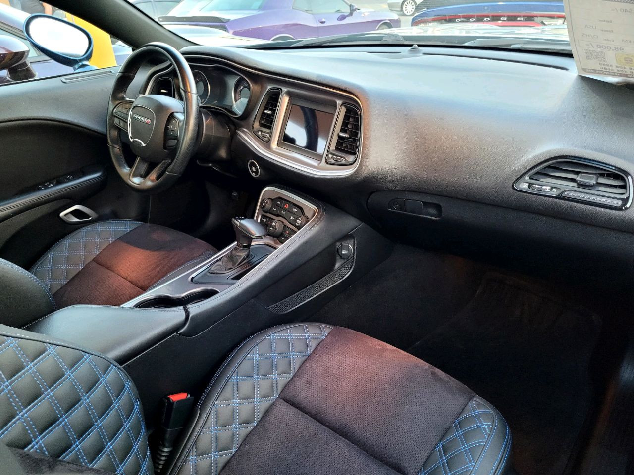 Dodge Challenger - Image 7