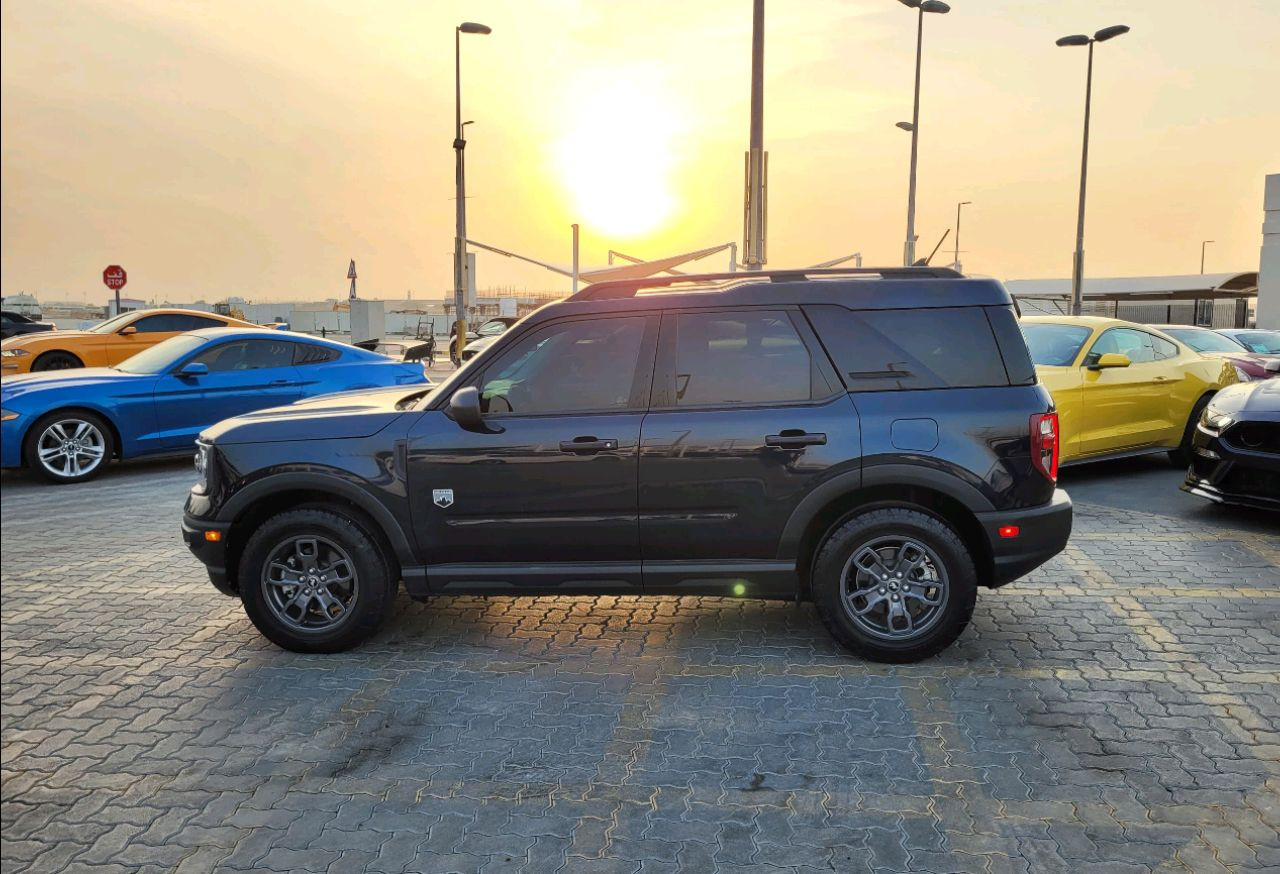 Ford Bronco - Image 6