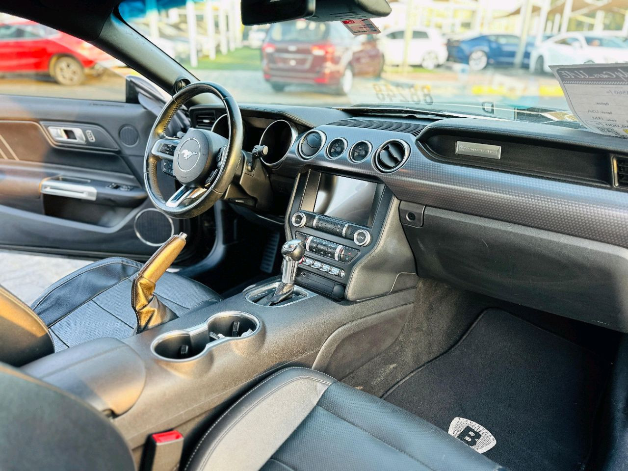 Ford Mustang - Image 10
