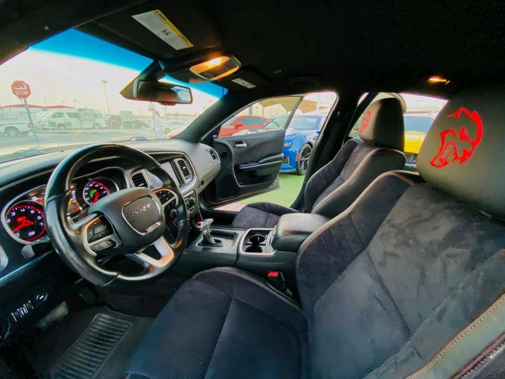 Dodge Charger - Image 6
