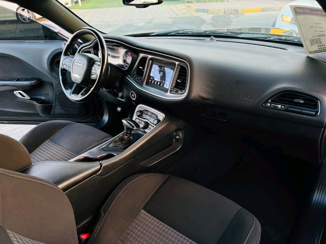 Dodge Challenger - Image 9
