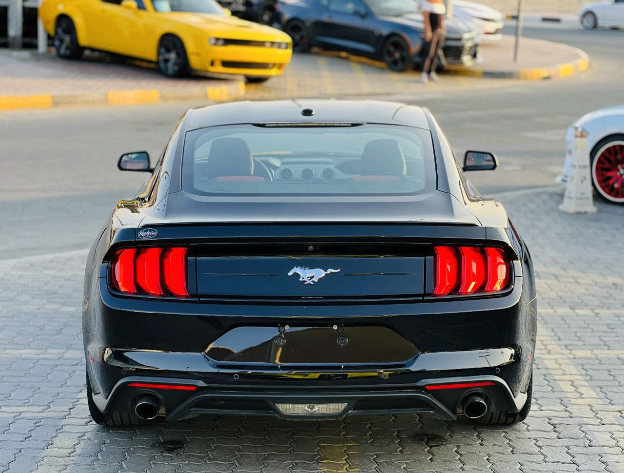 Ford Mustang - Image 7