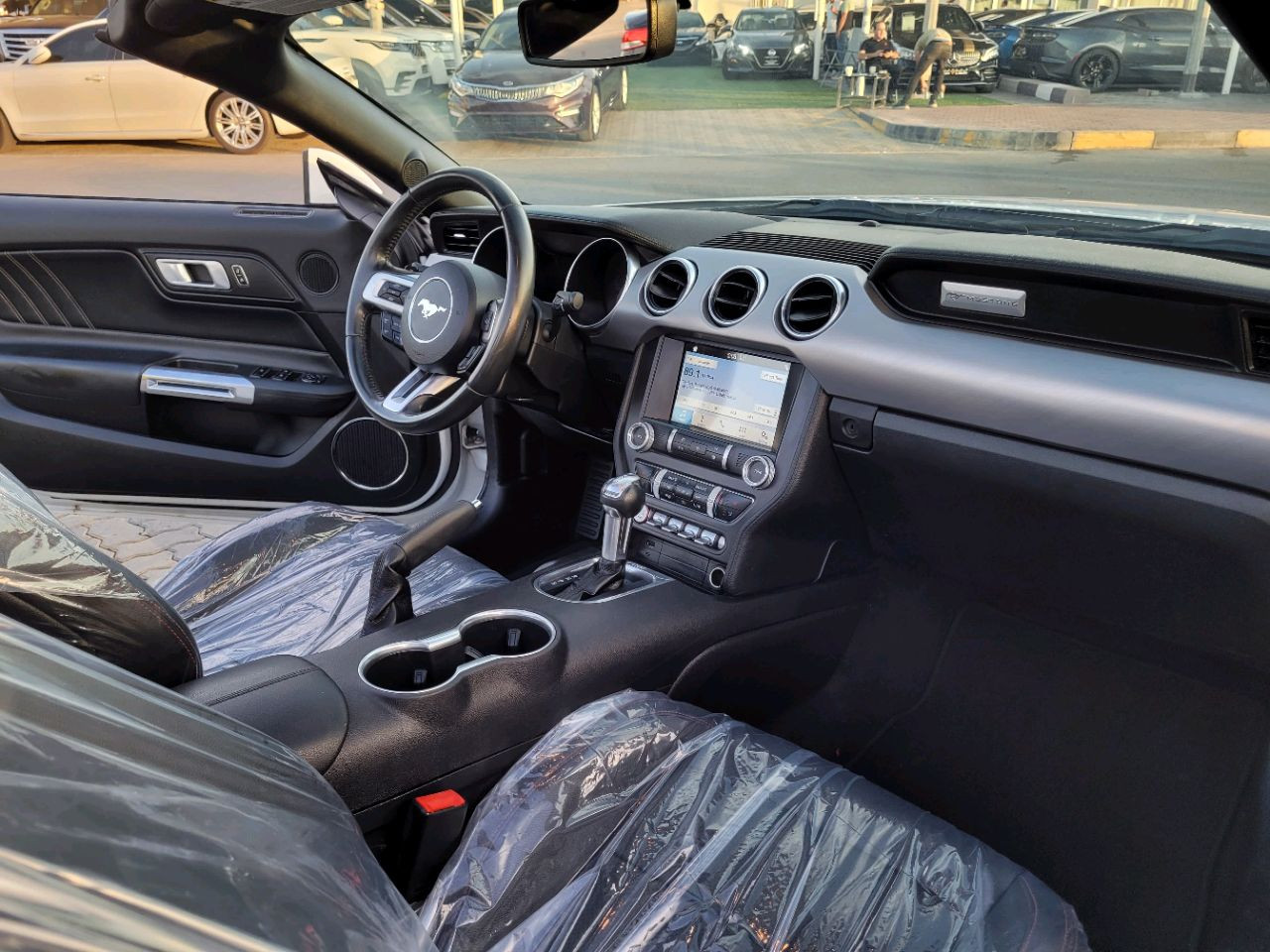 Ford Mustang - Image 8