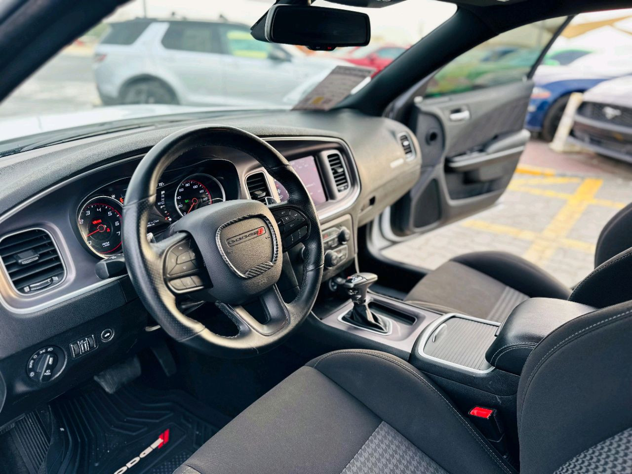 Dodge Charger - Image 9