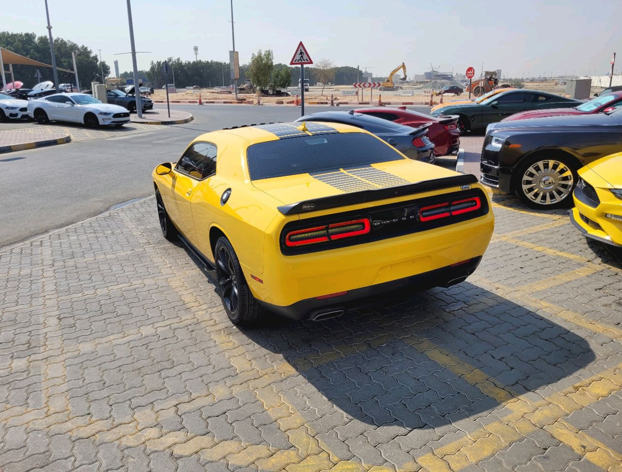 Dodge Challenger - Image 2