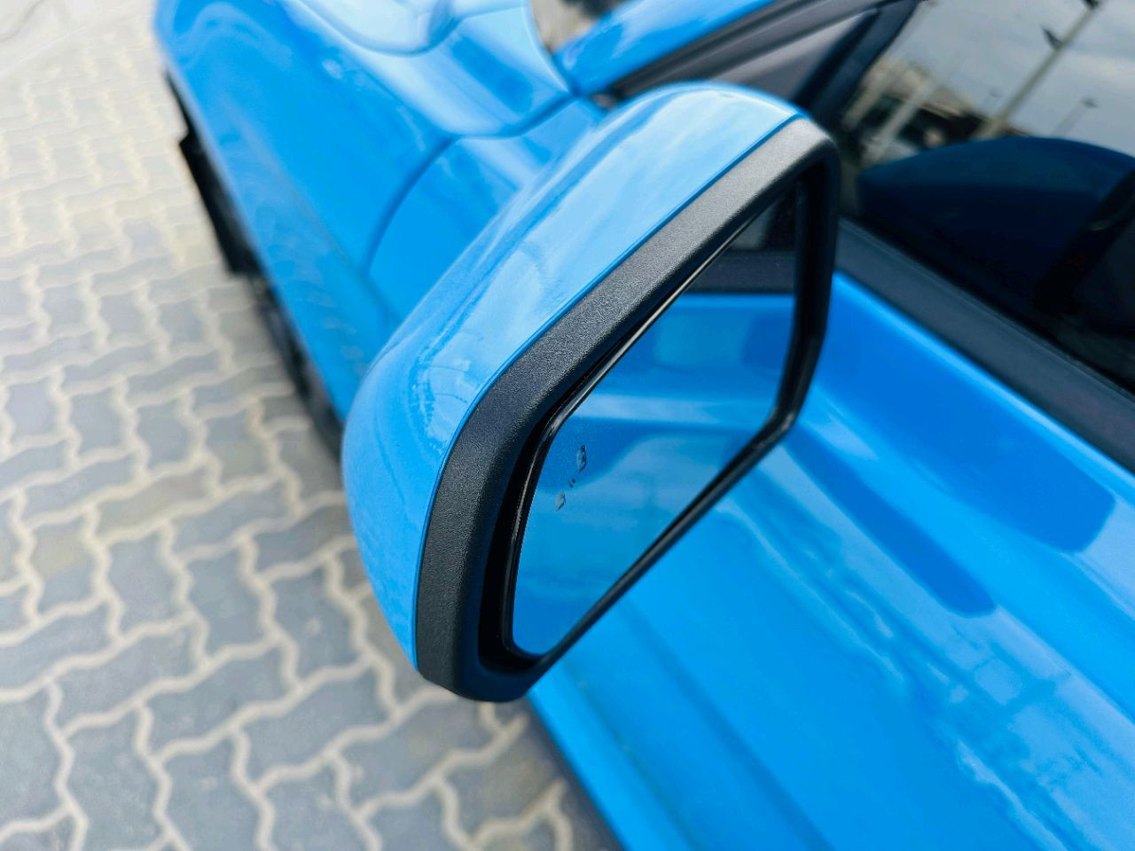 Ford Mustang - Image 9
