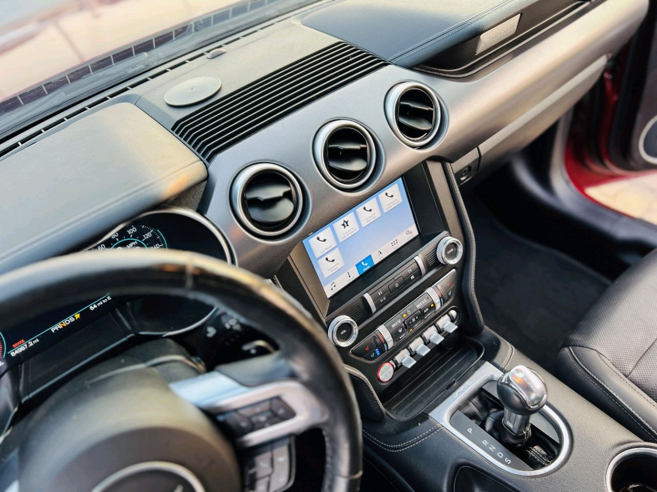 Ford Mustang - Image 12