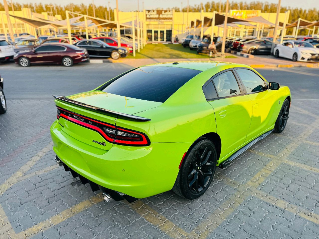 Dodge Charger - Image 8