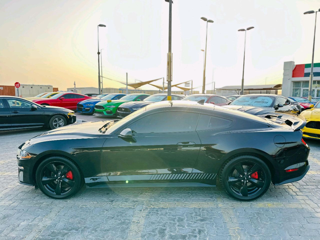 Ford Mustang - Image 6