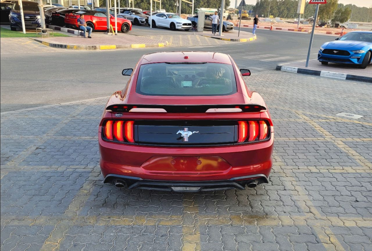 Ford Mustang - Image 5