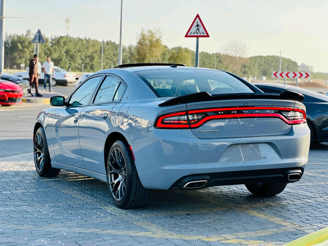 Dodge Charger - Image 7