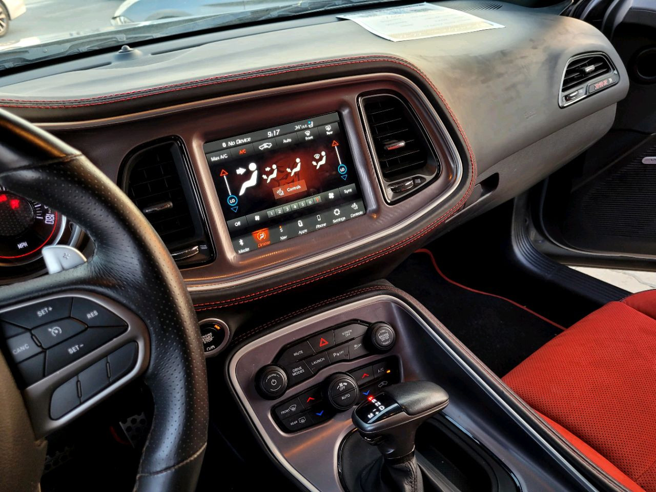 Dodge Challenger - Image 10