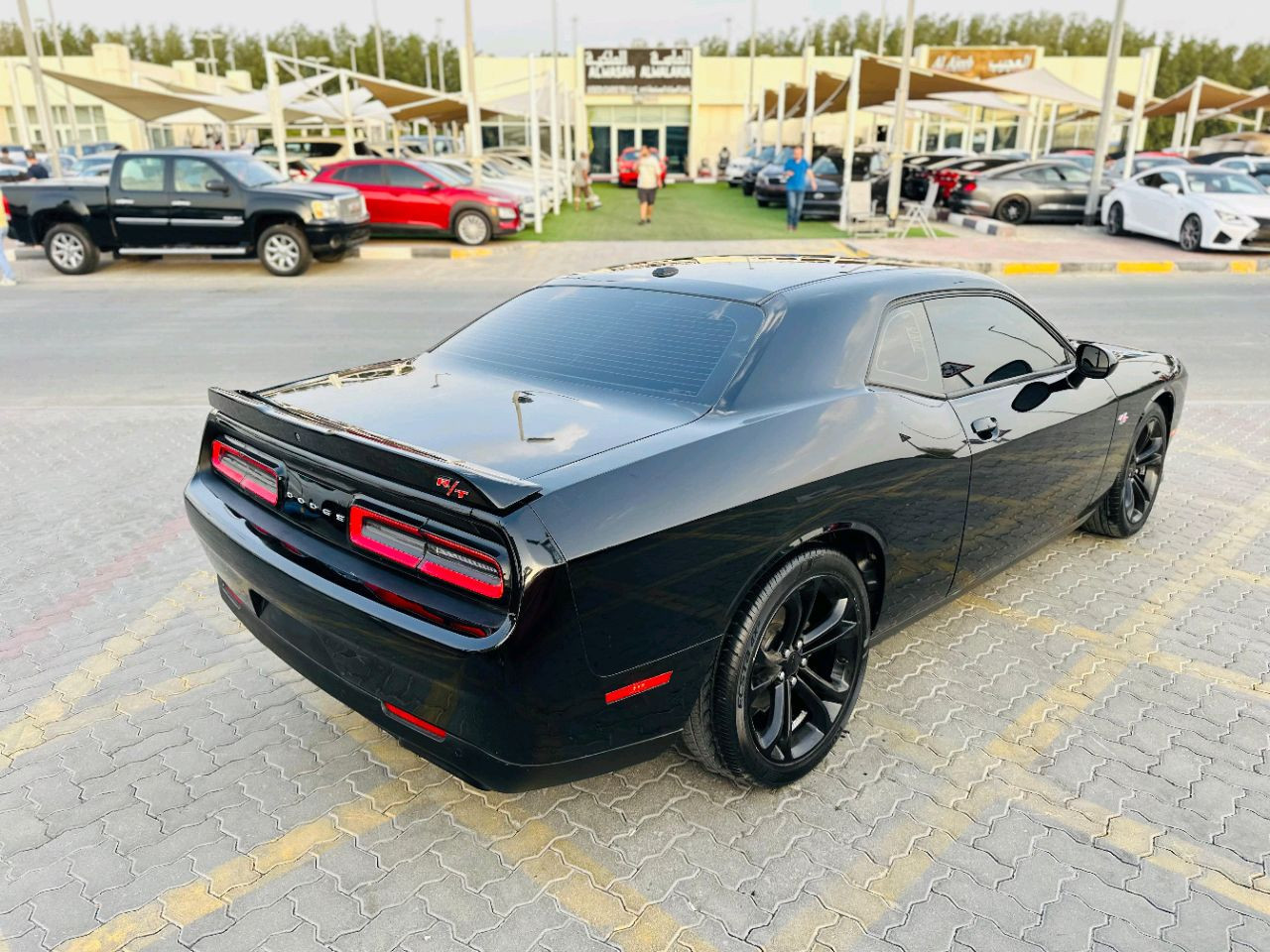 Dodge Challenger - Image 10