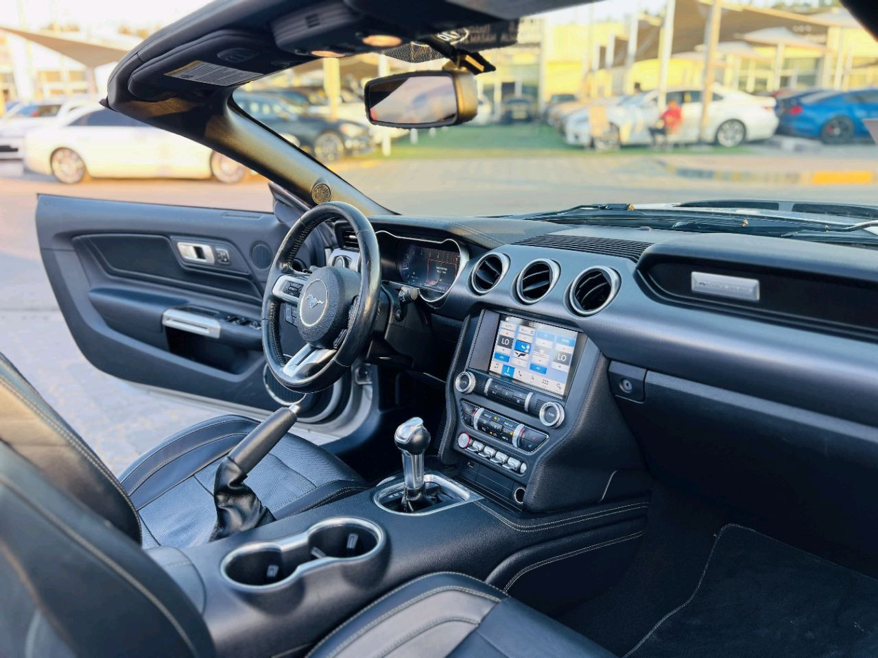 Ford Mustang - Image 13
