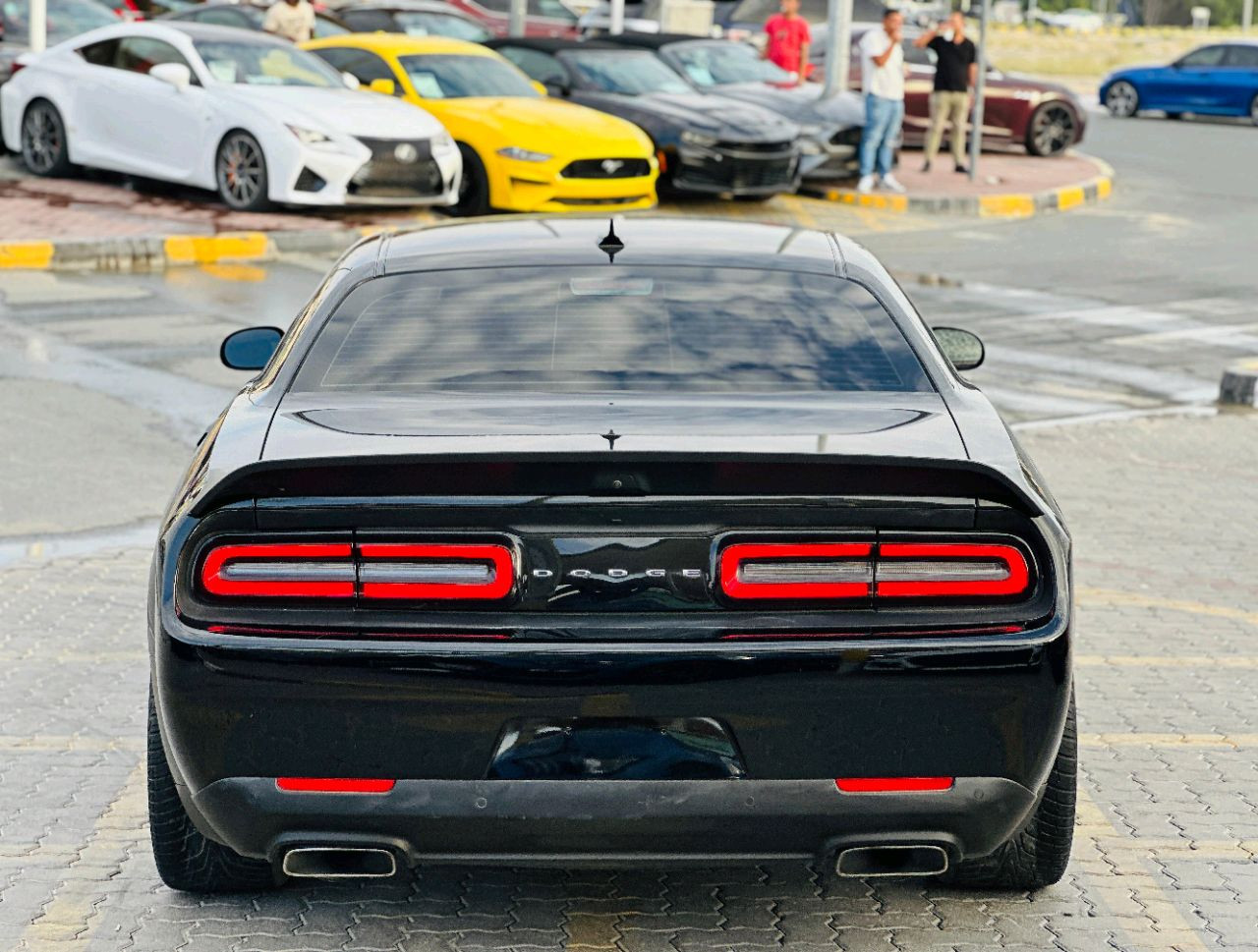 Dodge Challenger - Image 7