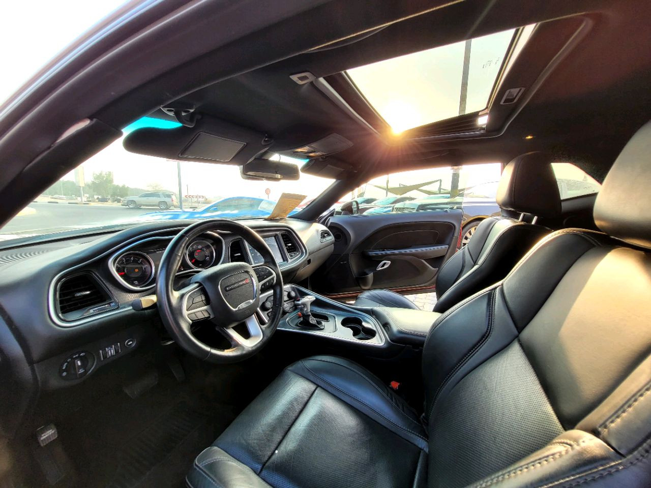Dodge Challenger - Image 12