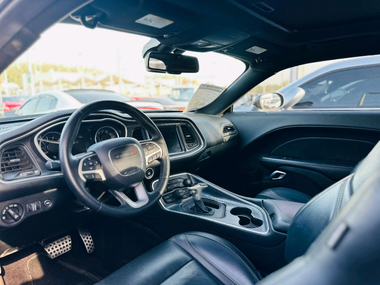 Dodge Challenger - Image 8