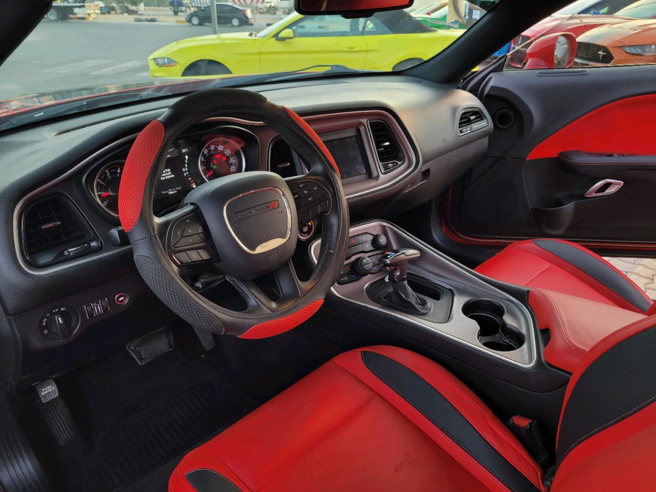 Dodge Challenger - Image 7