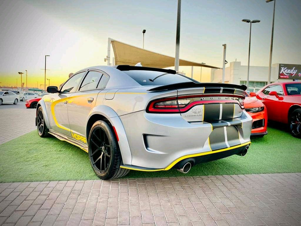 Dodge Charger - Image 5