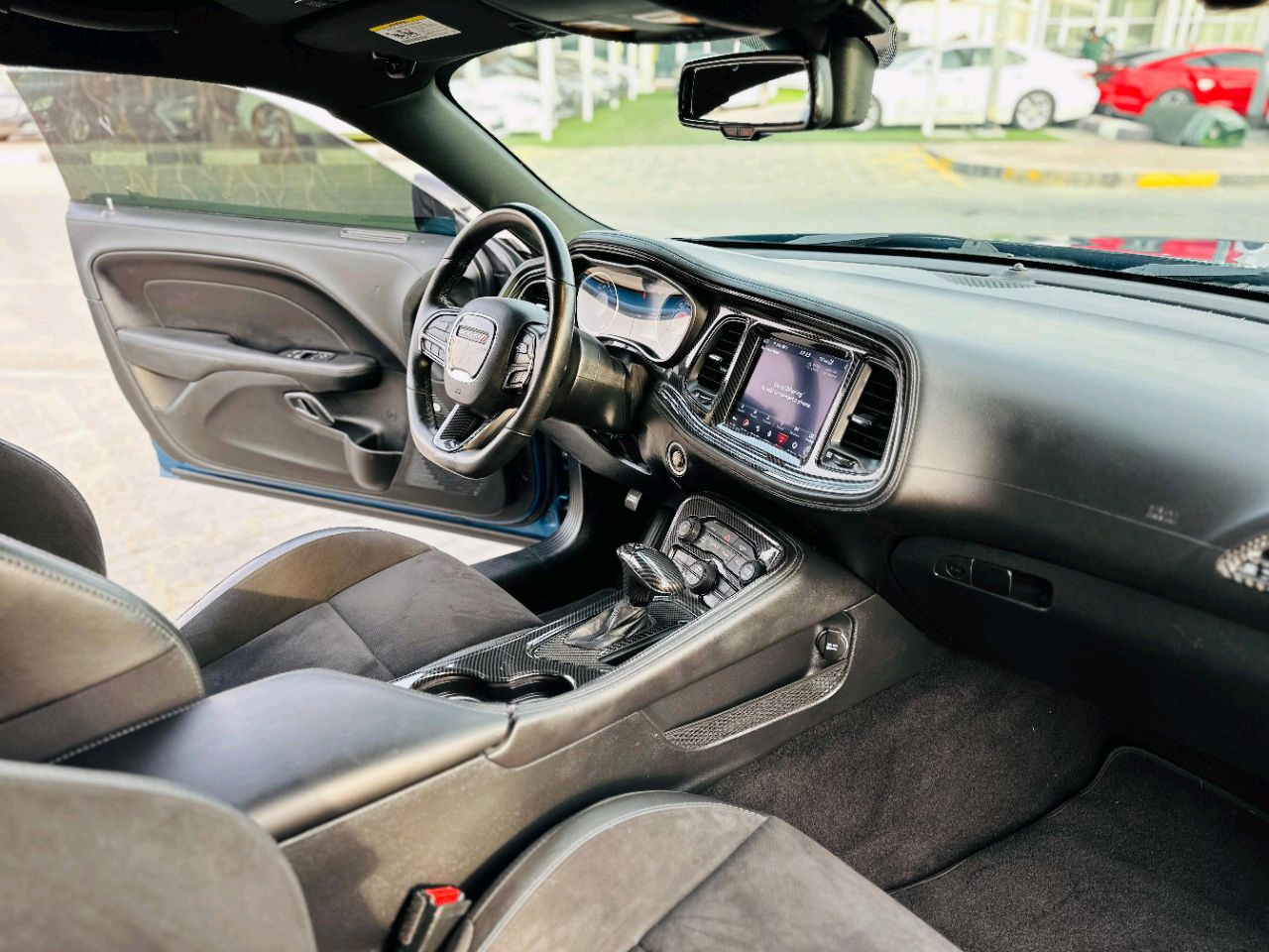 Dodge Challenger - Image 11