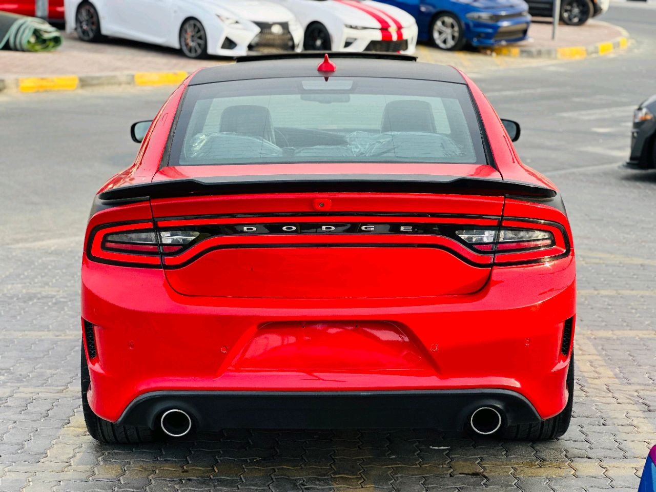 Dodge Charger - Image 17