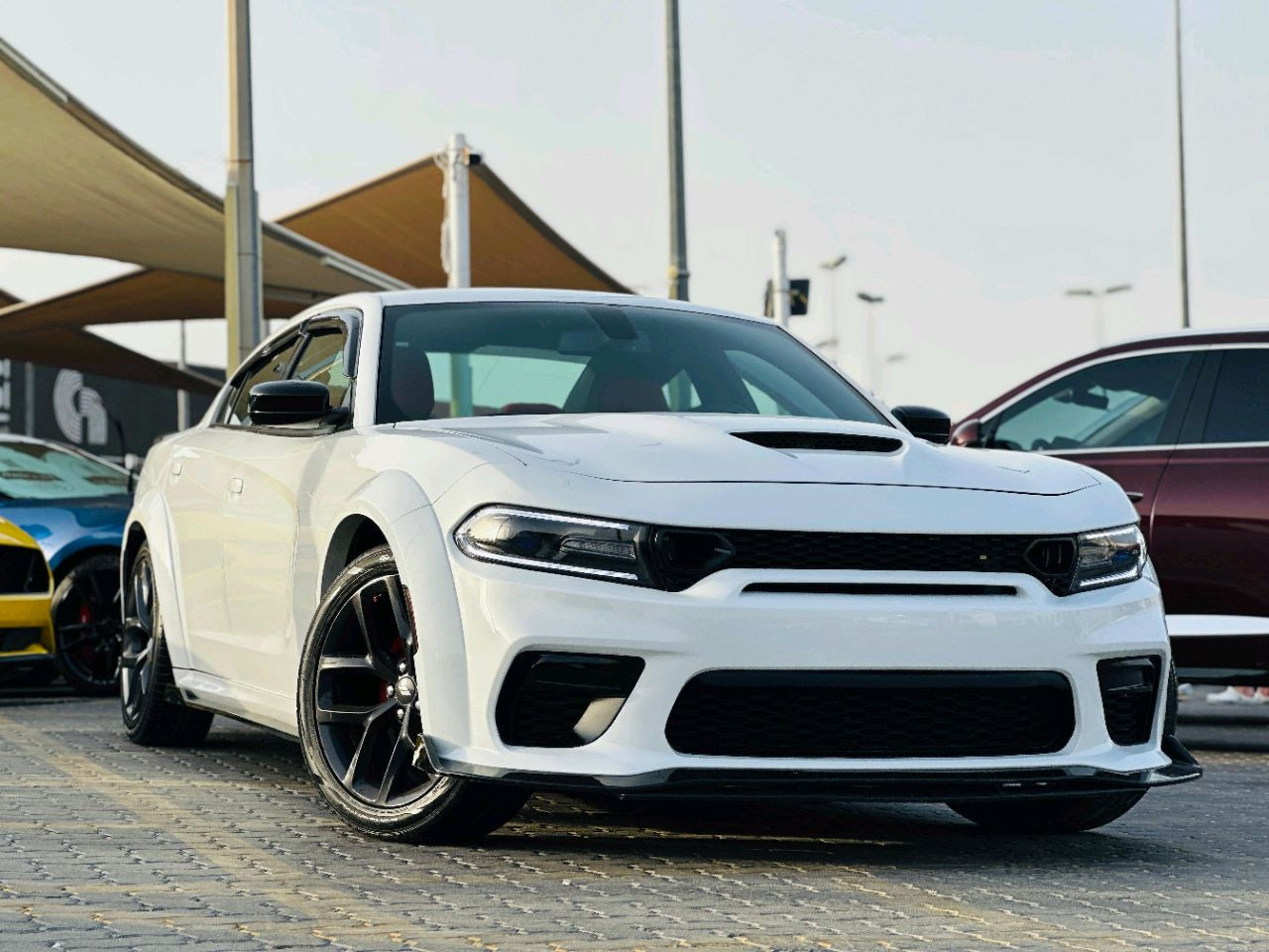 Dodge Charger - Image 4