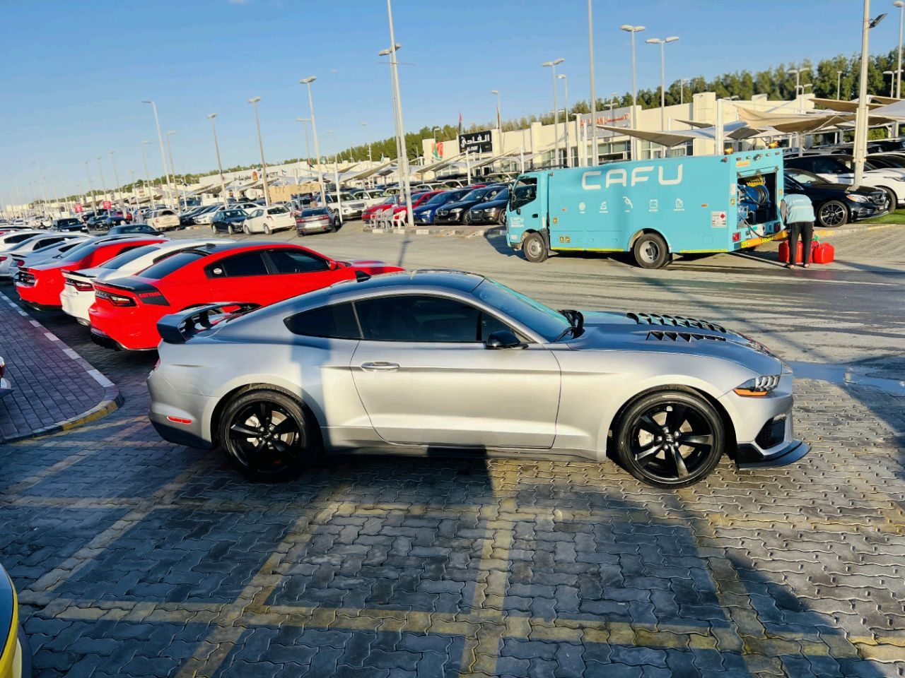 Ford Mustang - Image 5