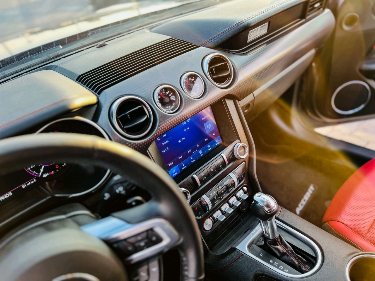 Ford Mustang - Image 11
