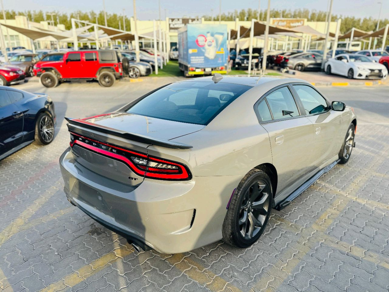 Dodge Charger - Image 6