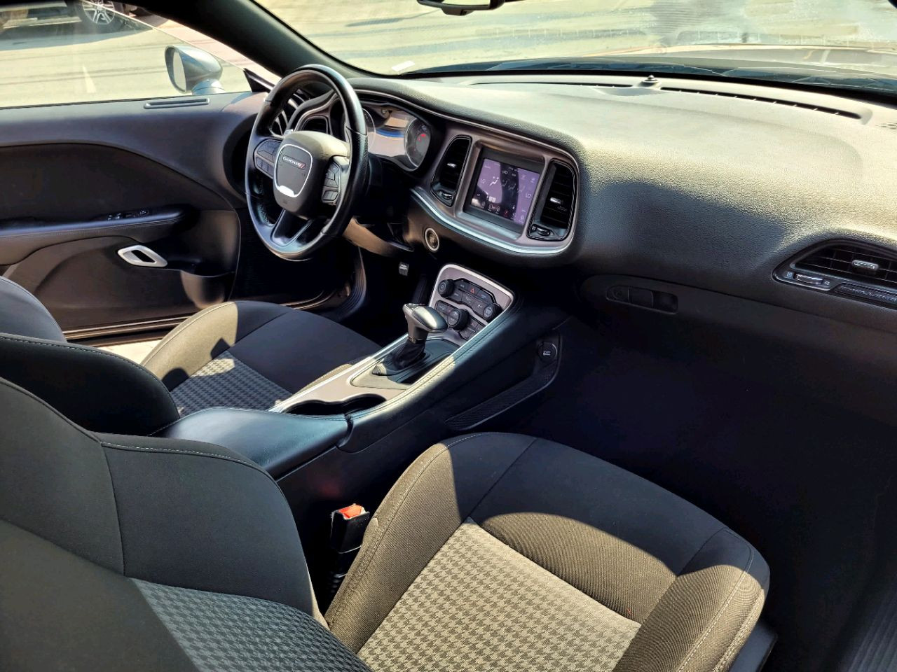 Dodge Challenger - Image 7