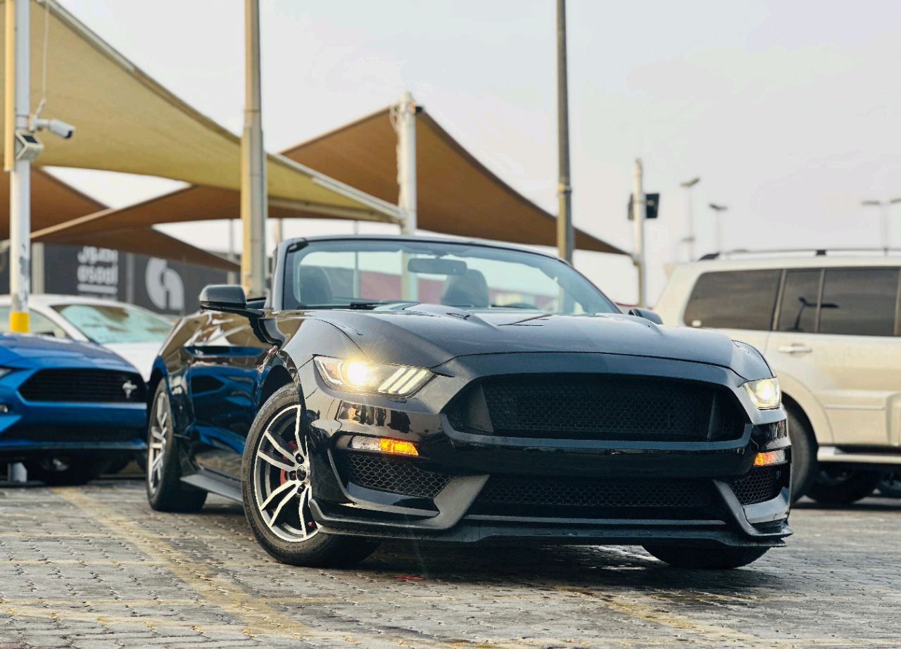 Ford Mustang - Image 4